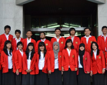 Jas almamater unhas